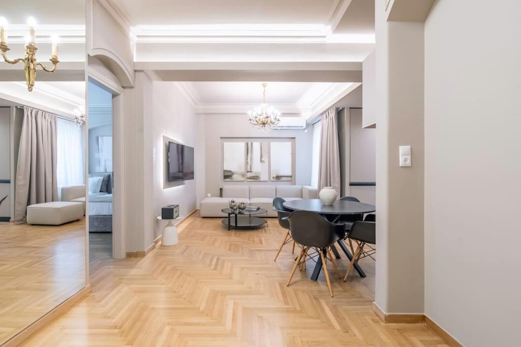 Urban Elegance In Kolonaki Apartment Атина Екстериор снимка
